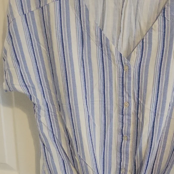 Como Vintage SzXL Rayon, Linen Blue White Striped Button-Down Shirt tie at waist - Picture 4 of 5
